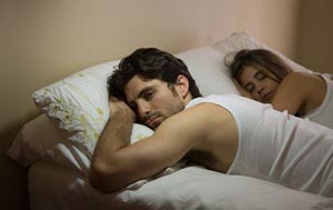 5 Συμπτώματα που μας δείχνουν ότι... μας «λείπει» ύπνος!