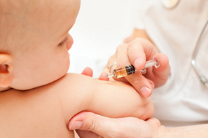 Δωρεάν ιατρικές εξετάσεις και εμβολιασμός παιδιών στο Αιγάλεω