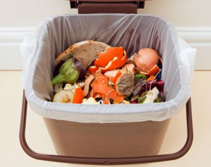 Τα μισά από τα τρόφιμα του πλανήτη… οδηγούνται στα σκουπίδια!