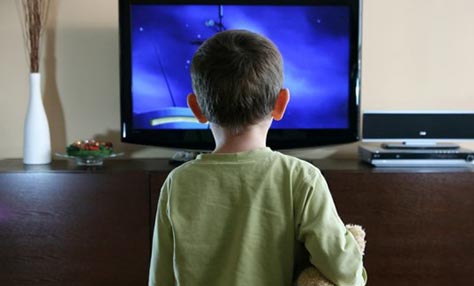 Από την τηλεόραση στον υπολογιστή: Πώς να αποκαταστήσετε την πραγματική οπτική του παιδιού