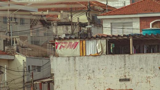 Slum tourism: Ταξιδεύοντας στα άδυτα της φτώχειας
